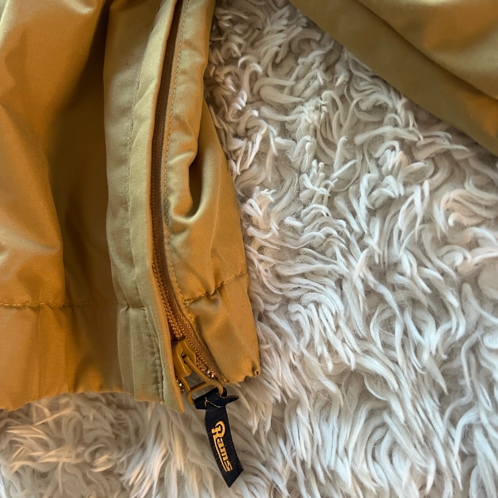 Vintage Rams Pullover - Picture 4 of 9